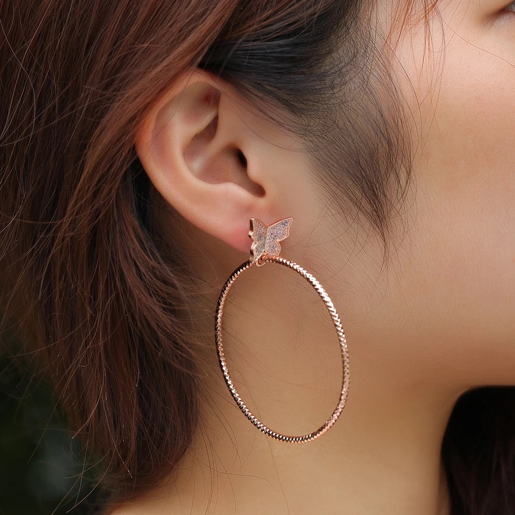 BUTTERFLY HOOPS