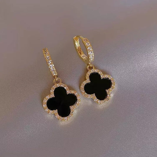 LUCKY EARRINGS